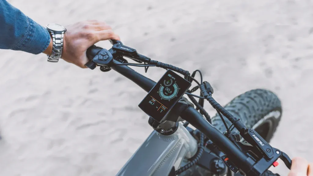 Smarter, Lighter, Greener: E-Bike Trends Redefining 2025